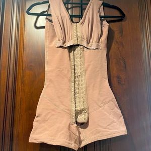 Delie Post Surgery Faja